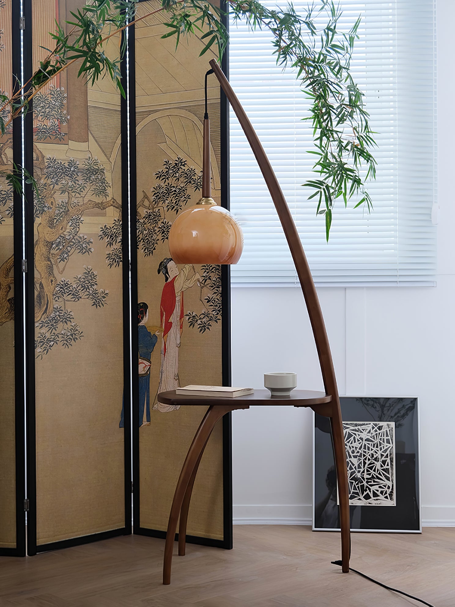 Arc Sphere Floor Lamp - Lumpaz