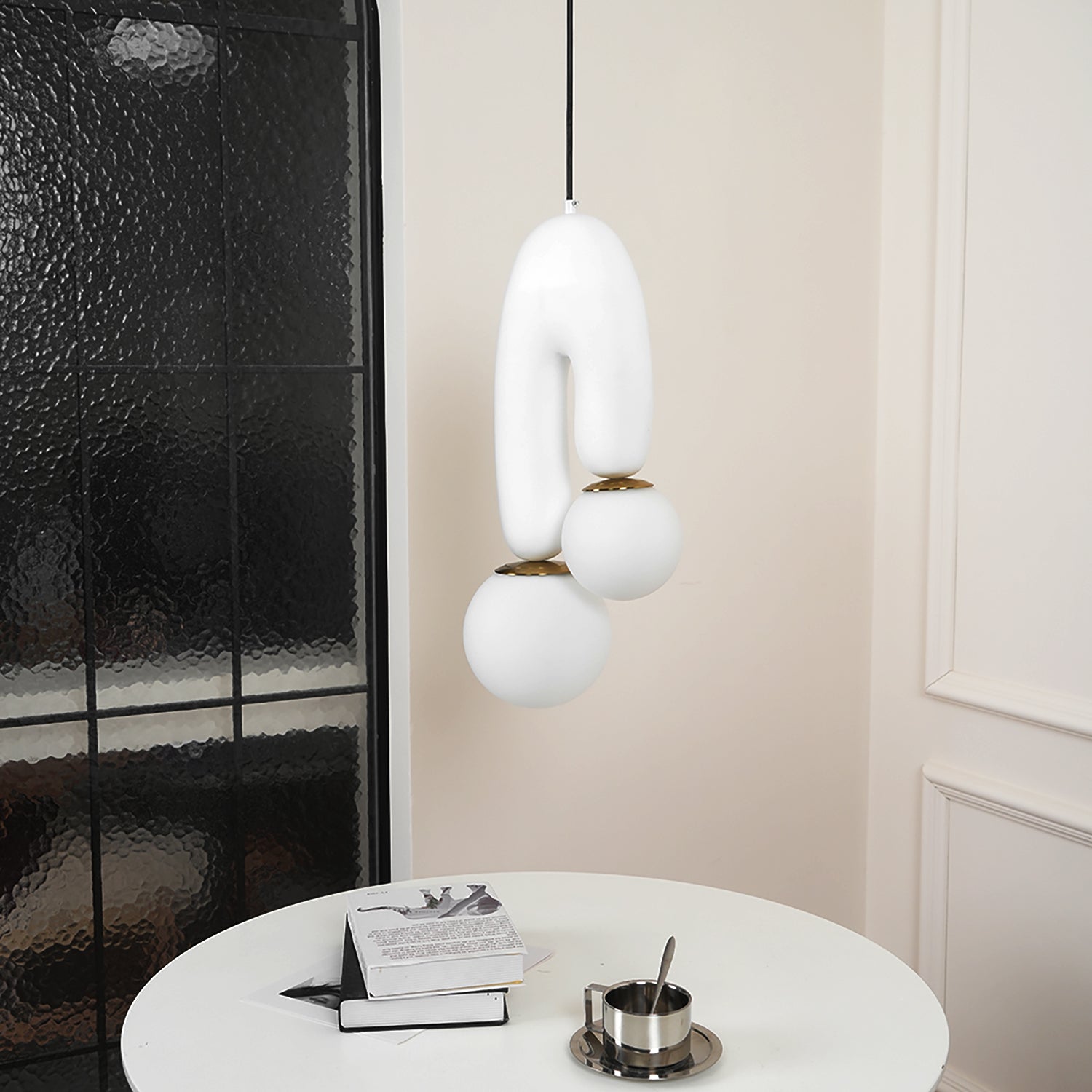 Oo Smooth Pendant Light - Lumpaz