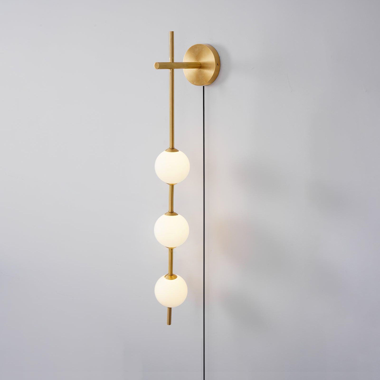 Vertical Globe Plug-in Wall Lamp - Lumpaz