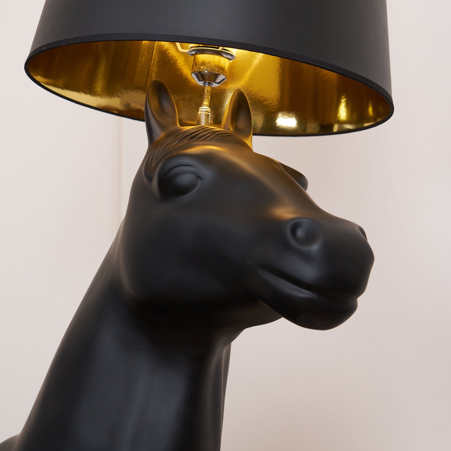 Equine Majesty Floor Lamp - Lumpaz