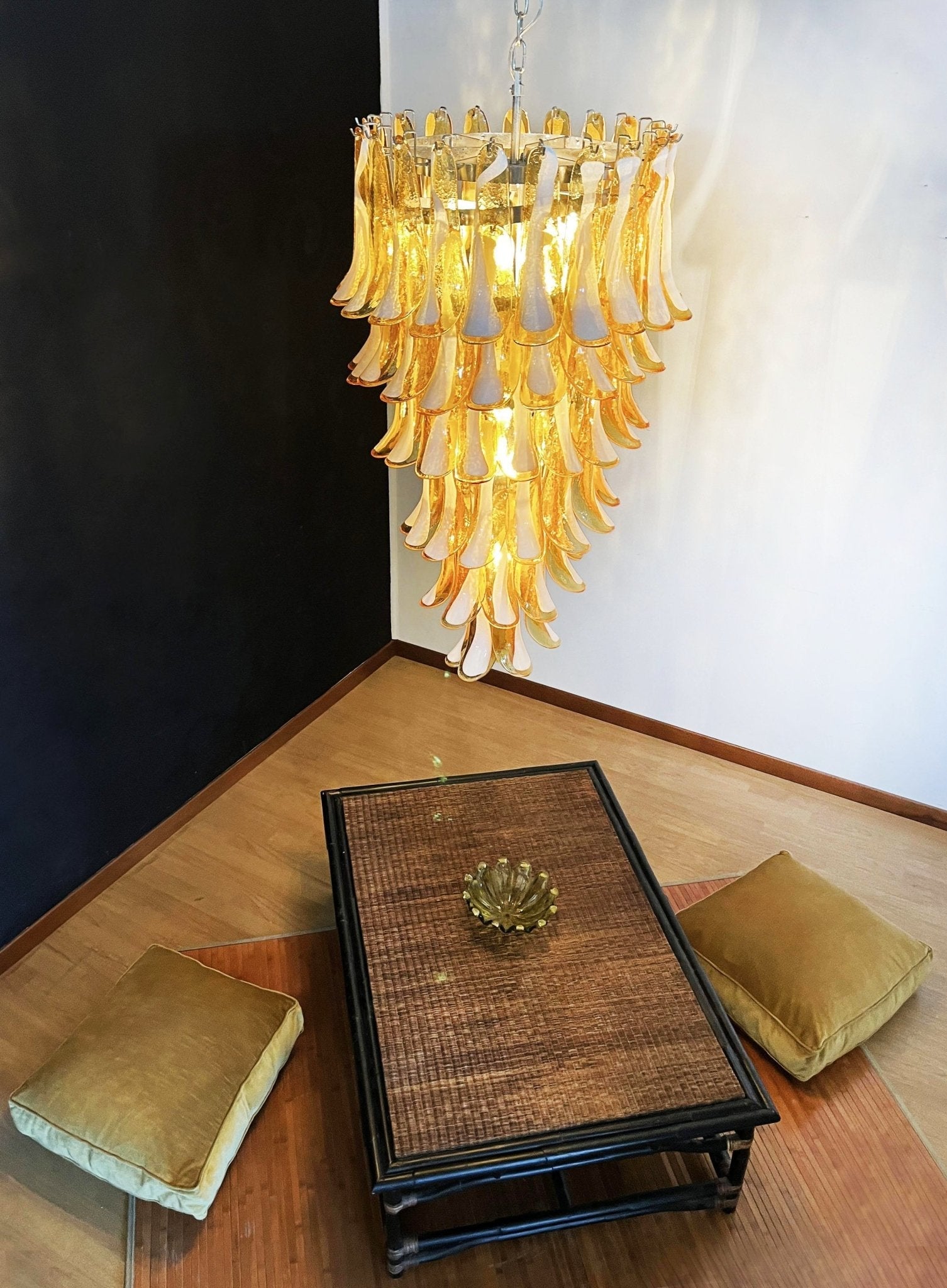 Murano Amber Petals Spiral Chandelier - Lumpaz