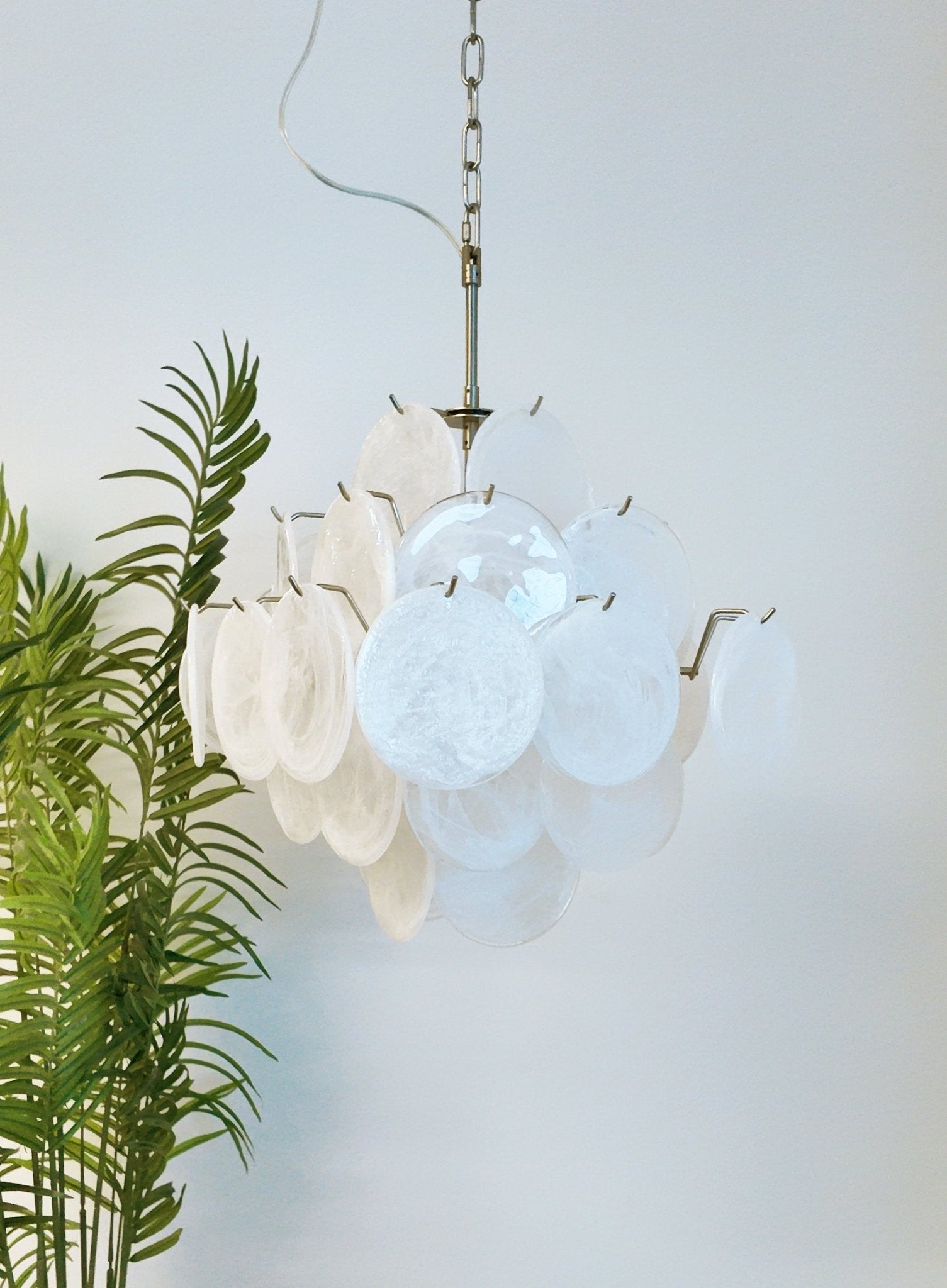 Isadora Murano White Disc Chandelier - Lumpaz