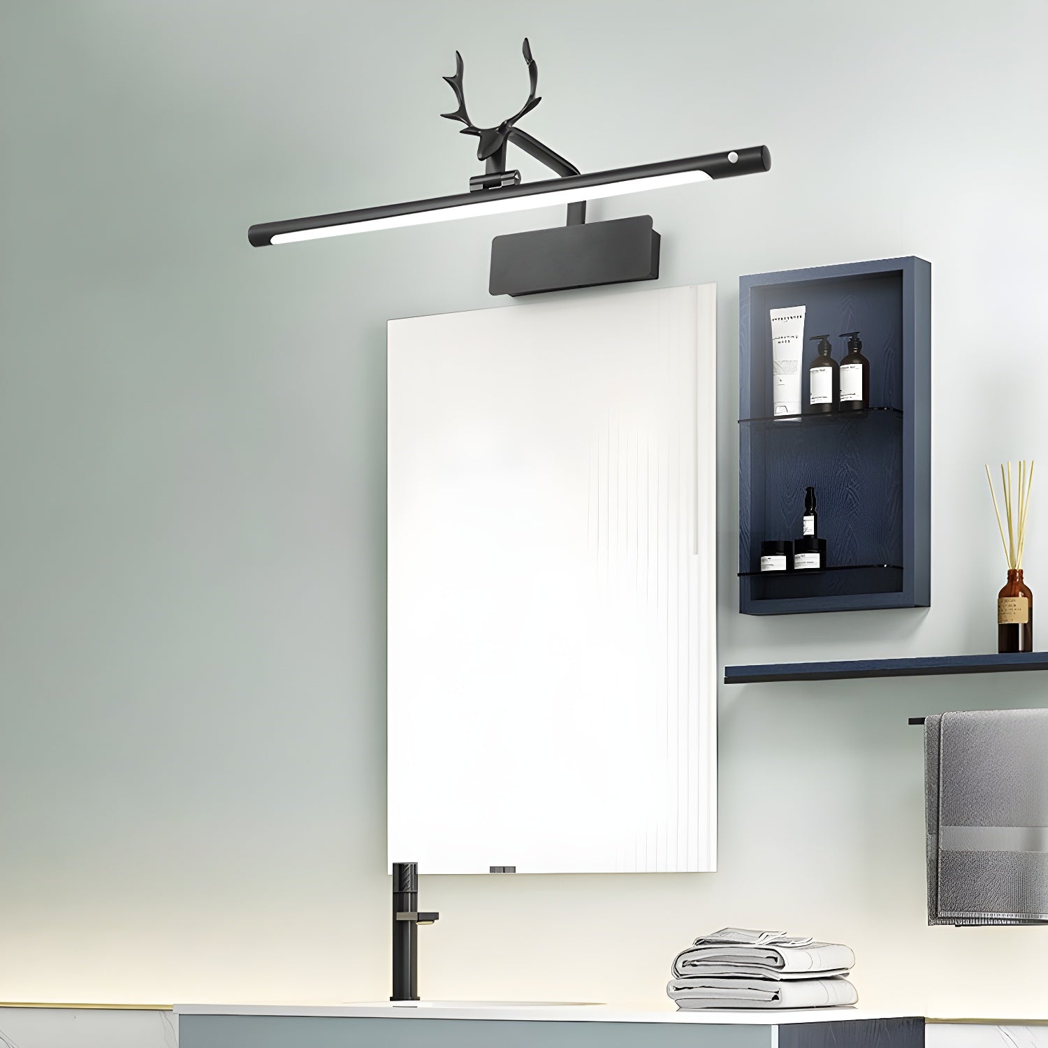 Stag Horn Wall Light - Lumpaz