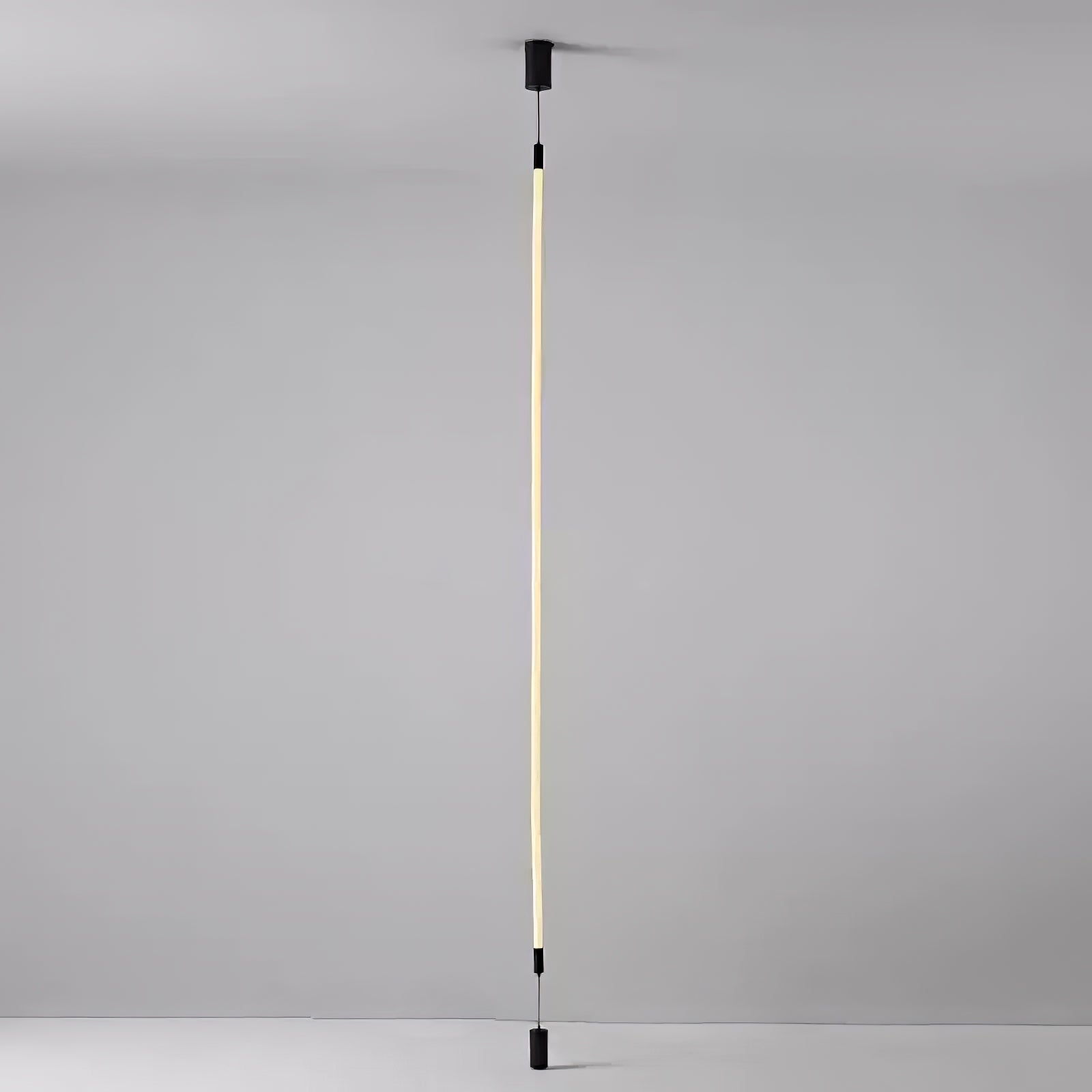 Silas Vertical Pendant Light - Lumpaz
