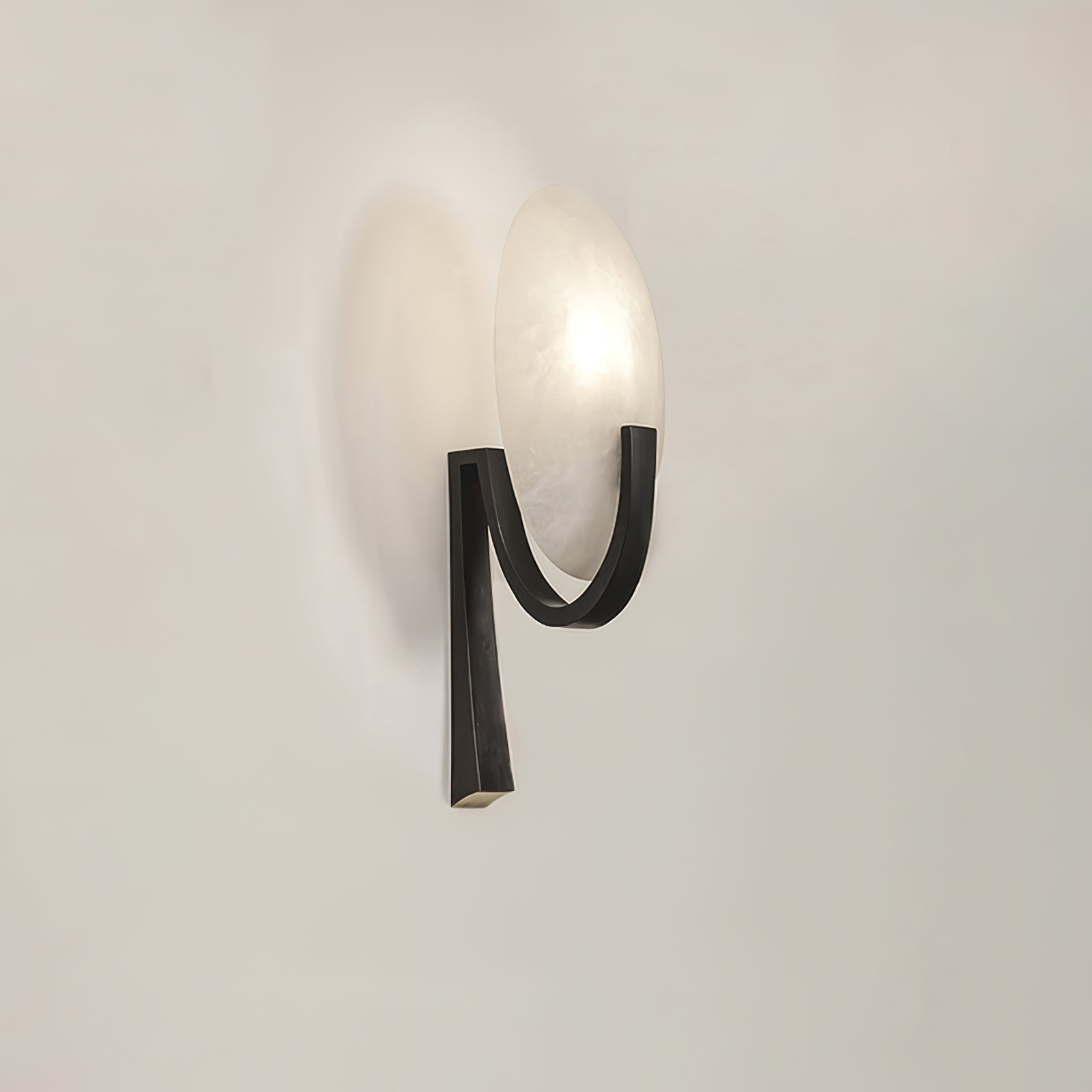 Alice Alabaster Plug-in Wall Lamp - Lumpaz
