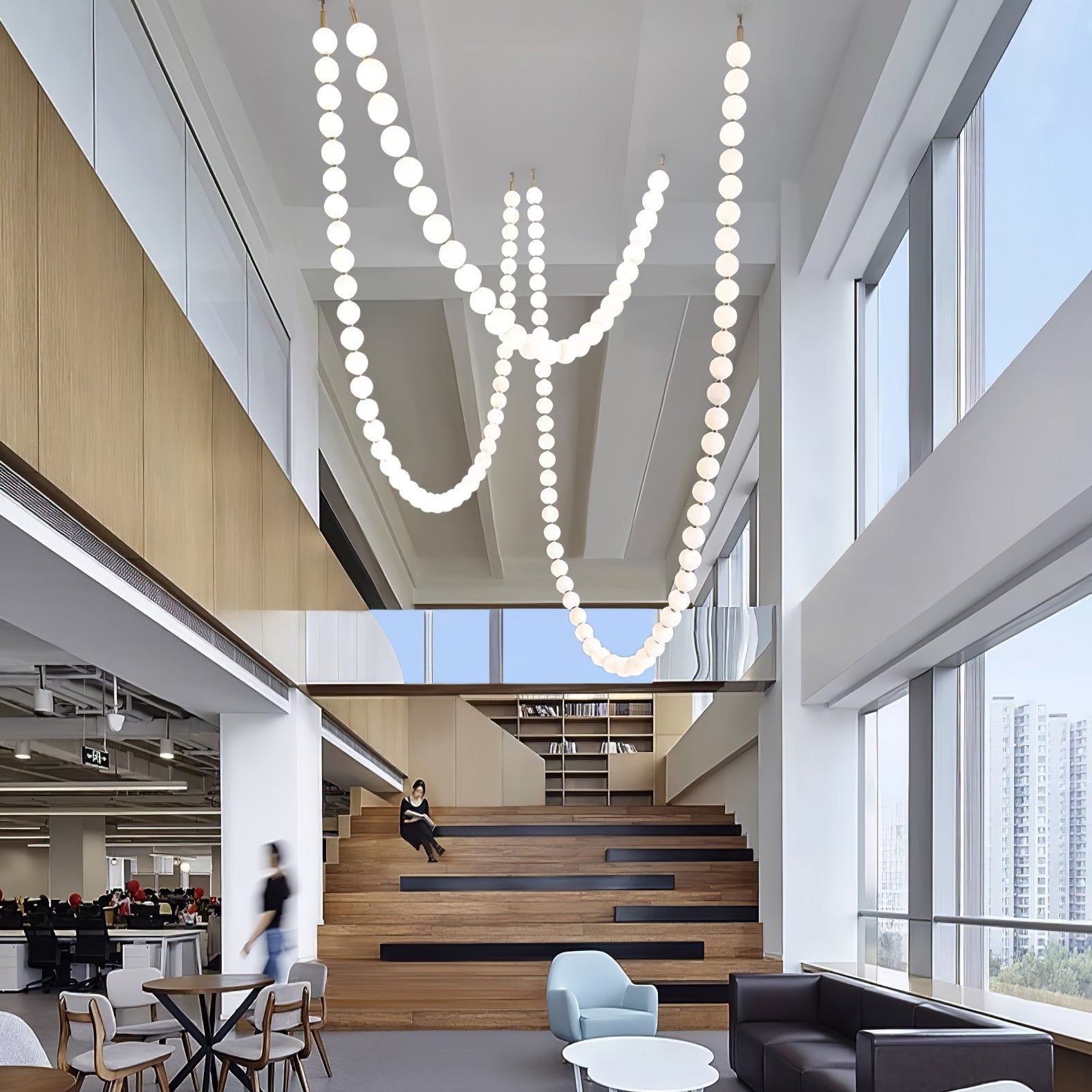 Pearl Necklace Balls Chandelier - Lumpaz
