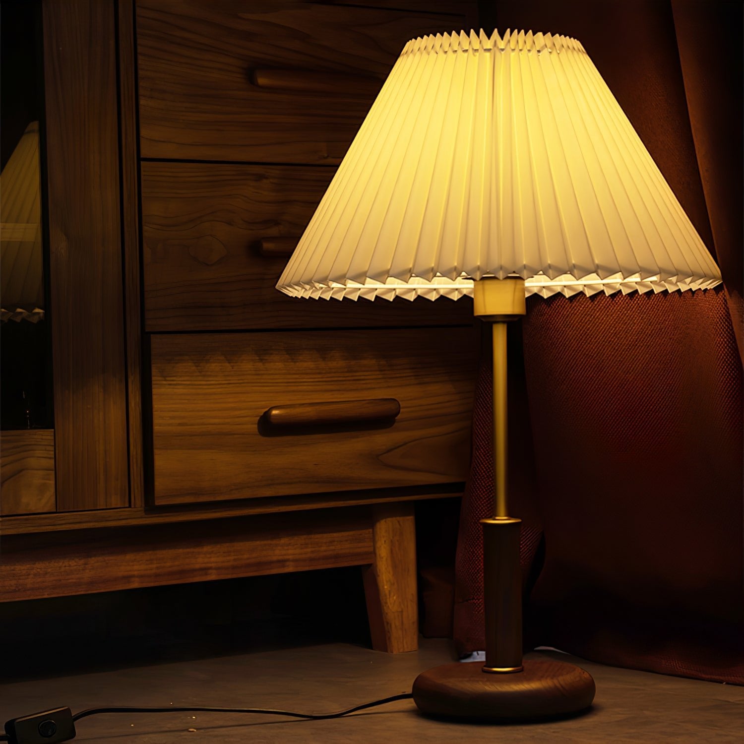 Pleated Walnut Table Lamp - Lumpaz