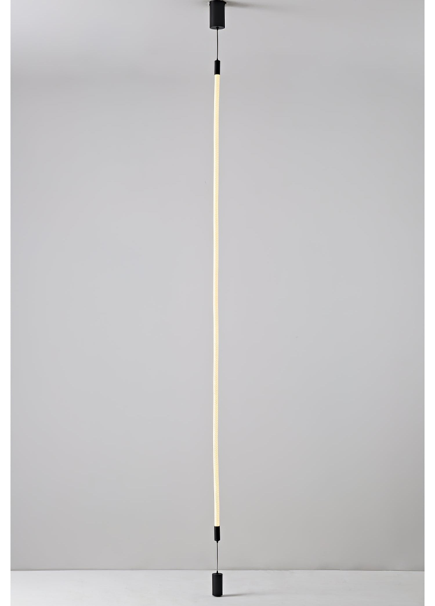 Silas Vertical Pendant Light - Lumpaz