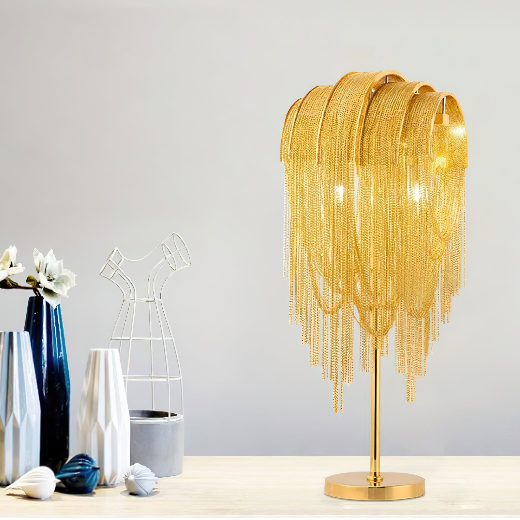 Chains Tassel Table Lamp - Lumpaz