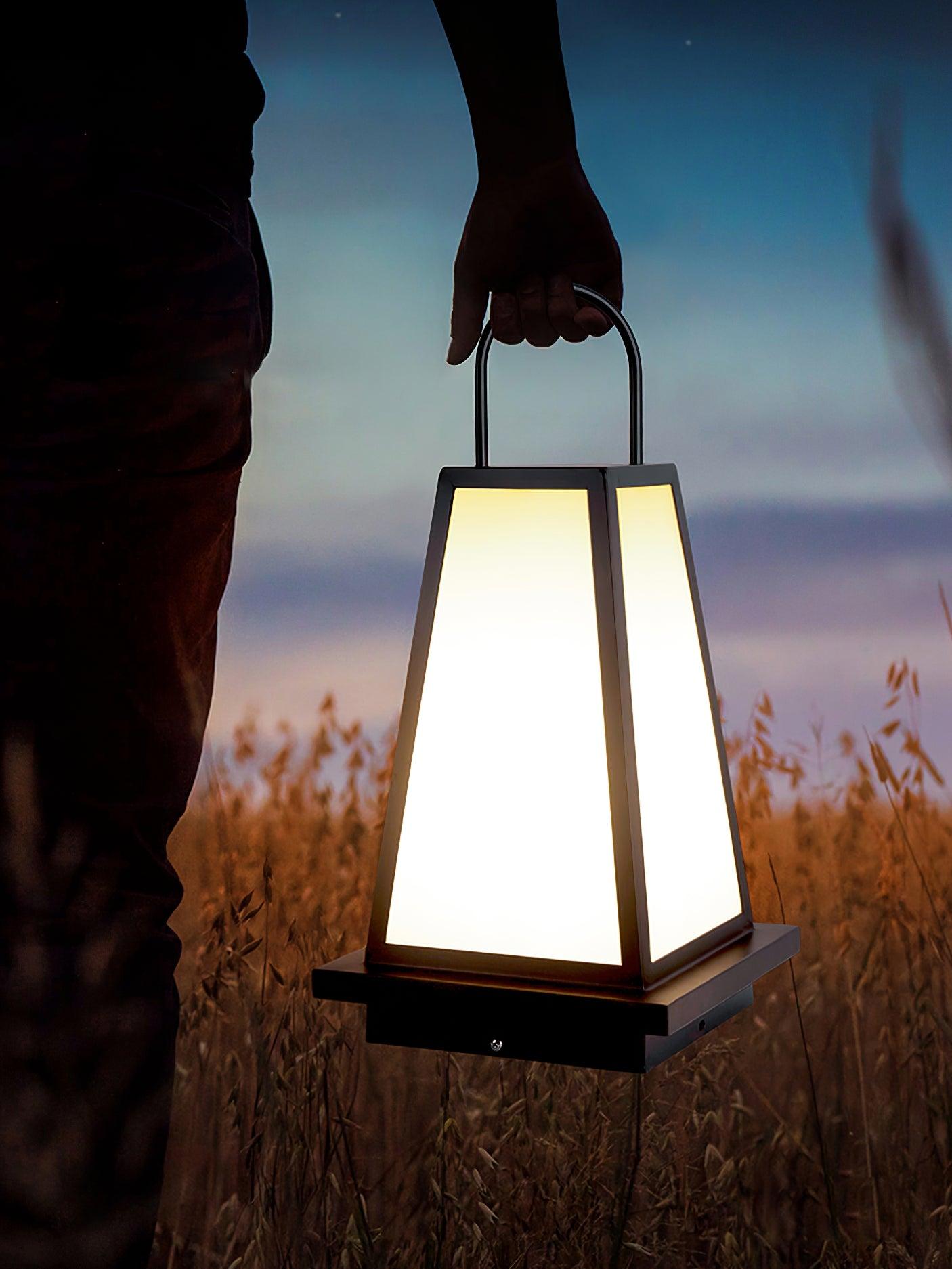 Roam Lantern Solar Outdoor Lamp - Lumpaz