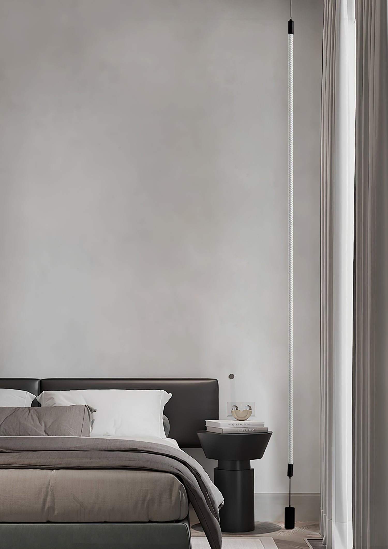 Silas Vertical Pendant Light - Lumpaz