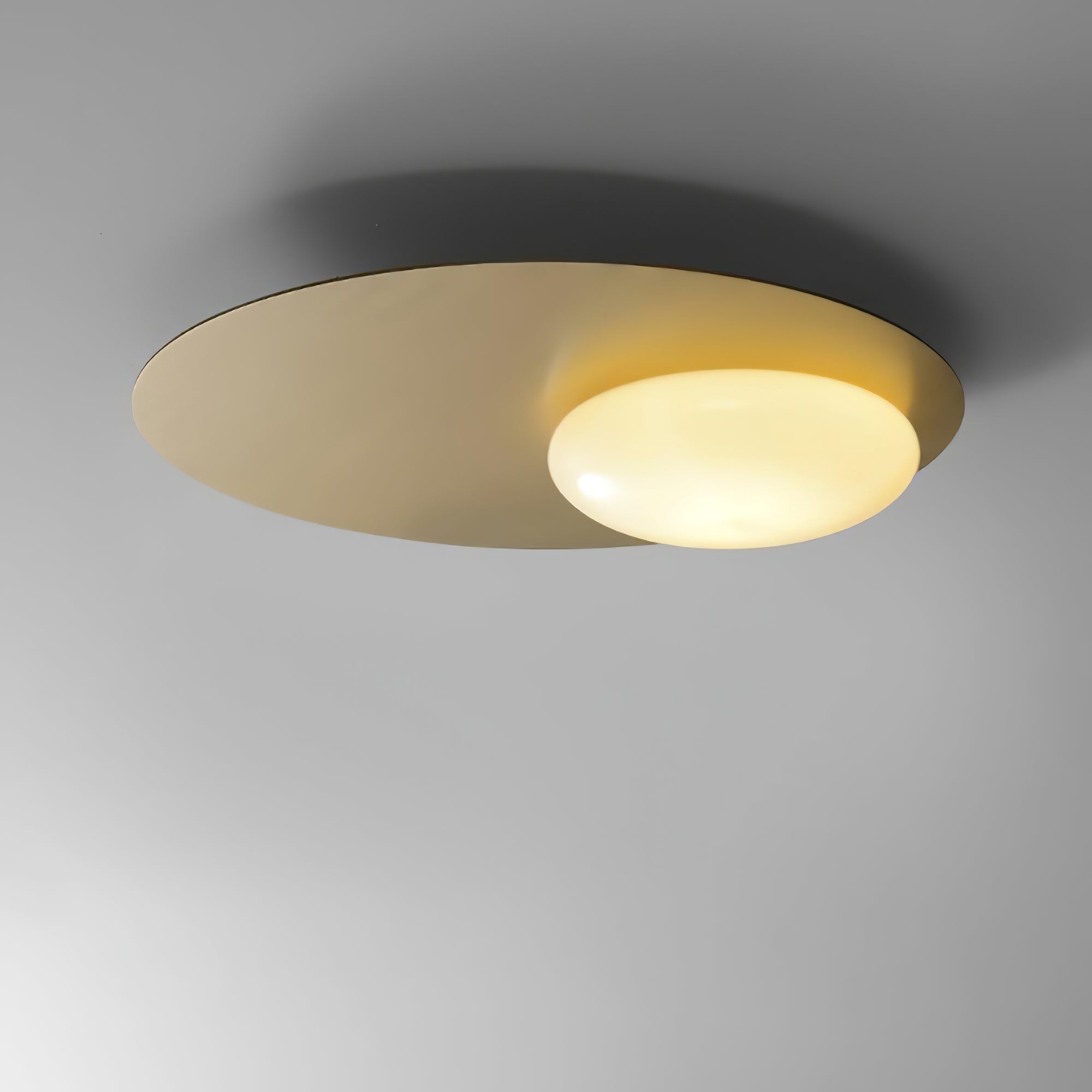 Nodes Angled Alabaster Wall Sconce - Lumpaz