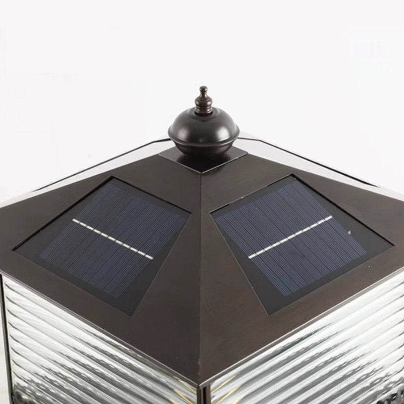 Liora Solar Pagoda Outdoor Light - Lumpaz