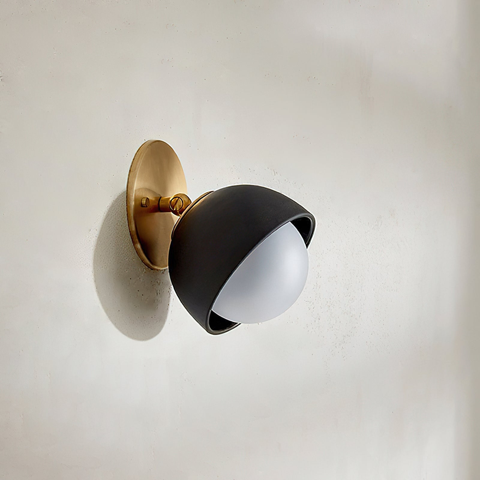 Tranquil Travertine Wall Light - Lumpaz