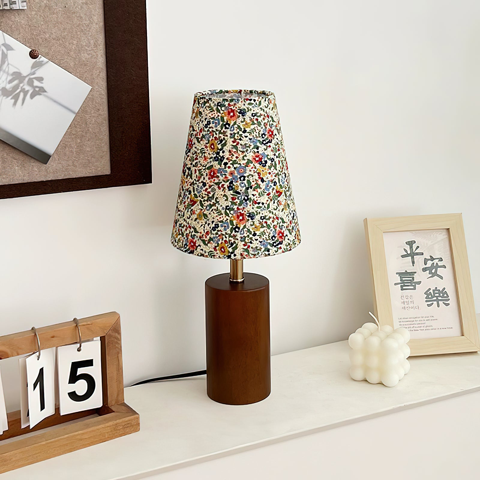 Elara Floral Glow Table Lamp - Lumpaz