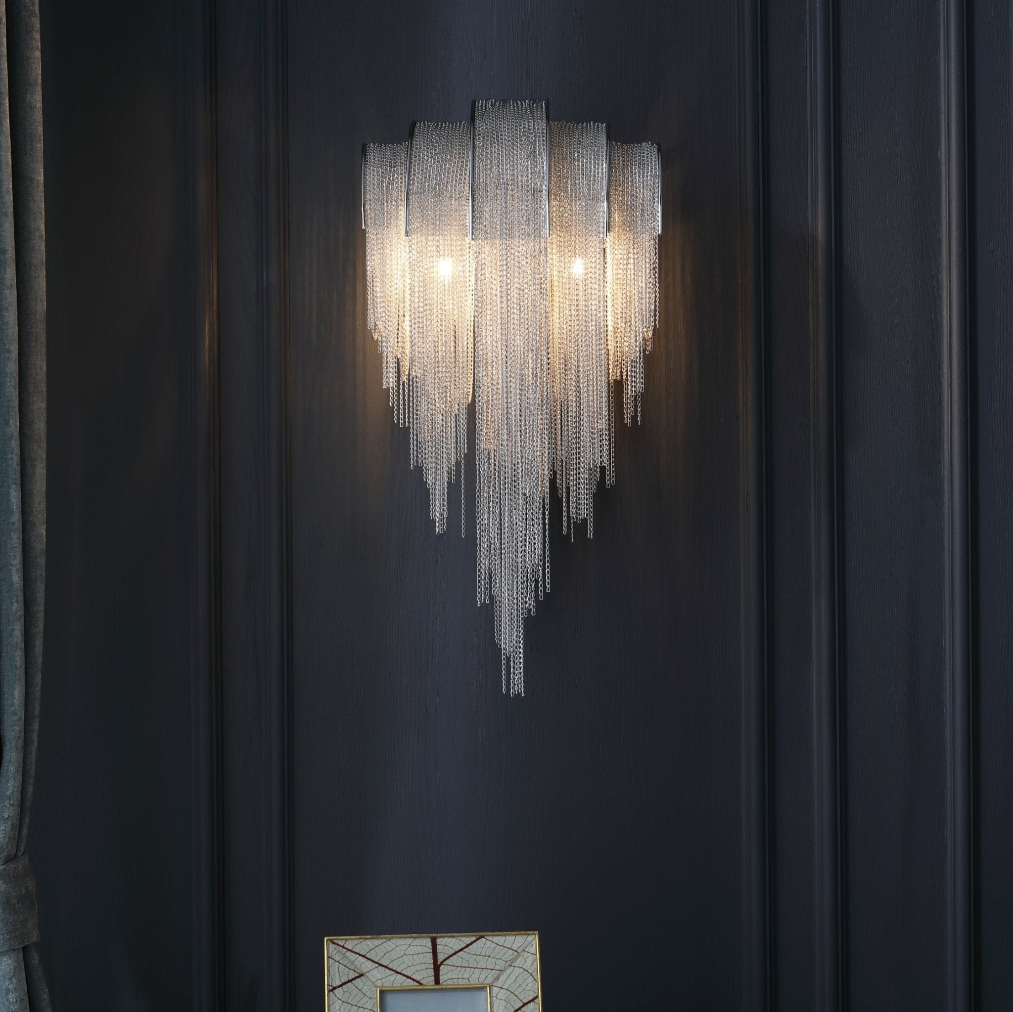 Chains Tassel Wall Lamp - Lumpaz