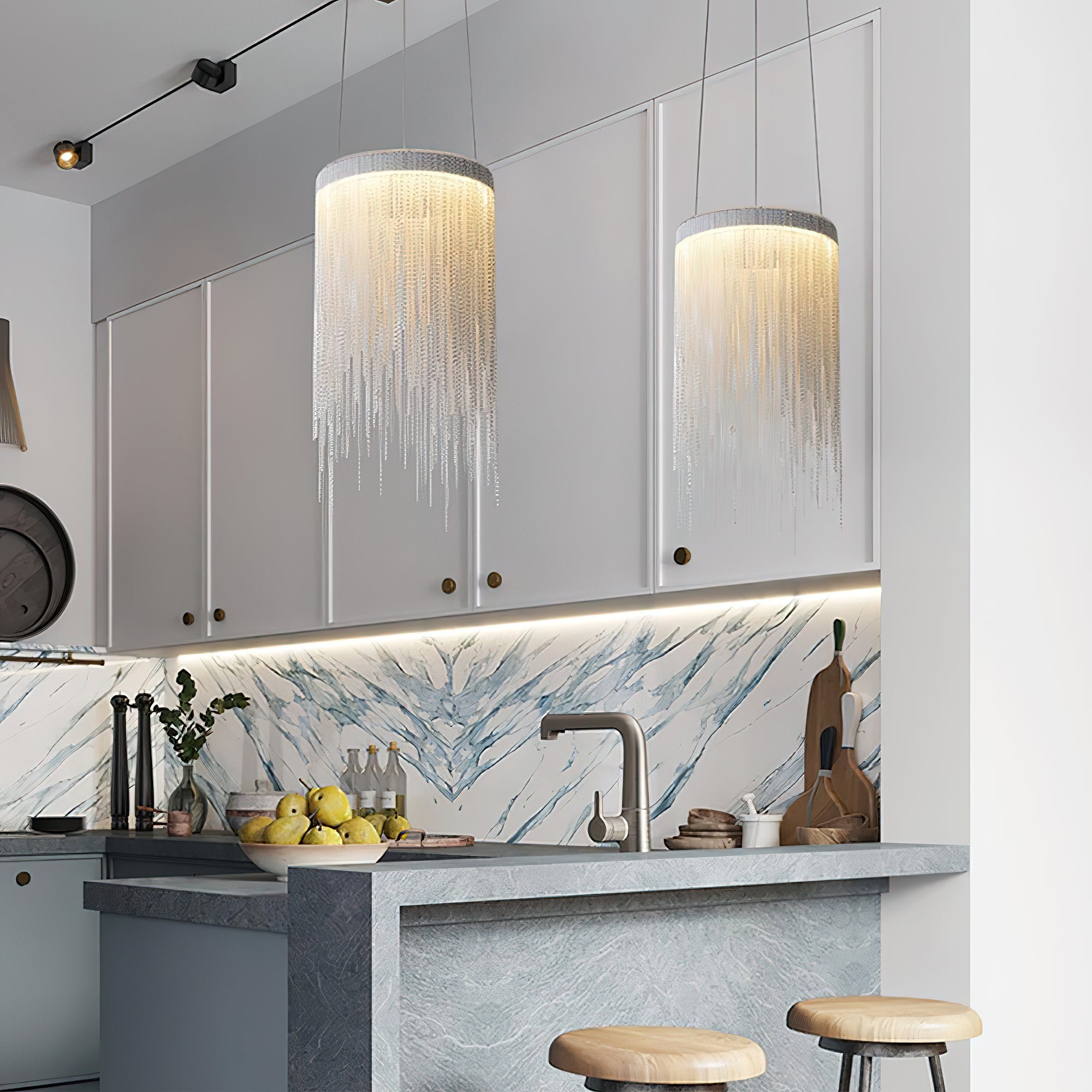 Aluminum Chain Tassel Pendant Light - Lumpaz