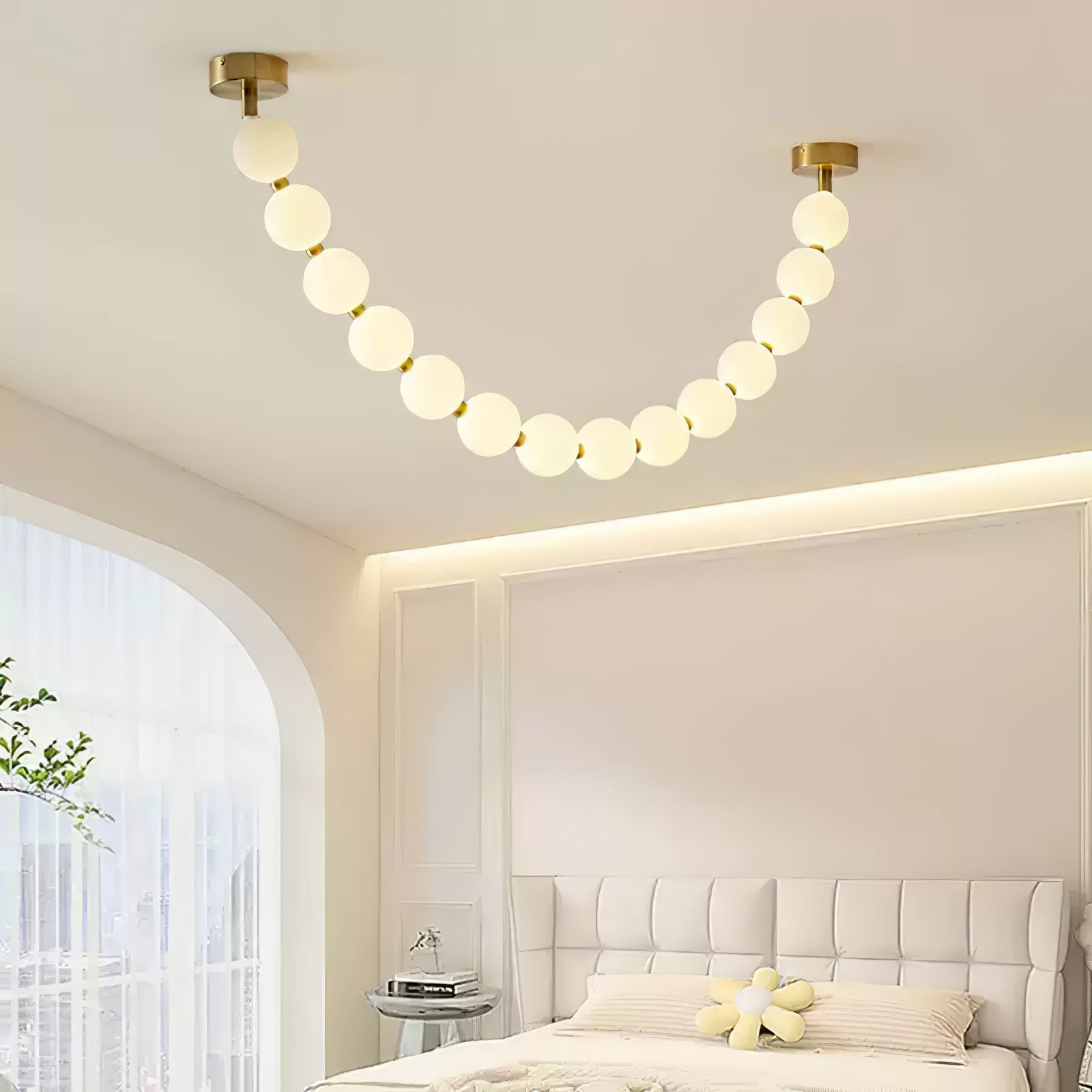Pearl Necklace Balls Chandelier - Lumpaz