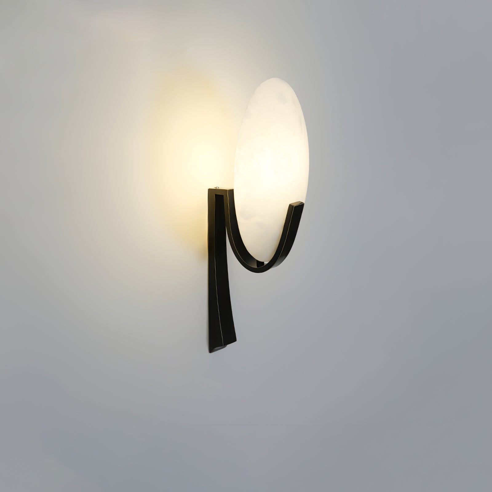 Alice Alabaster Plug-in Wall Lamp - Lumpaz