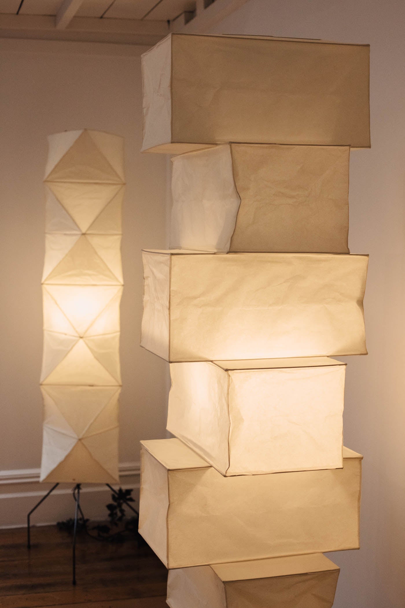 Lana Stacked Floor Lamp - Lumpaz