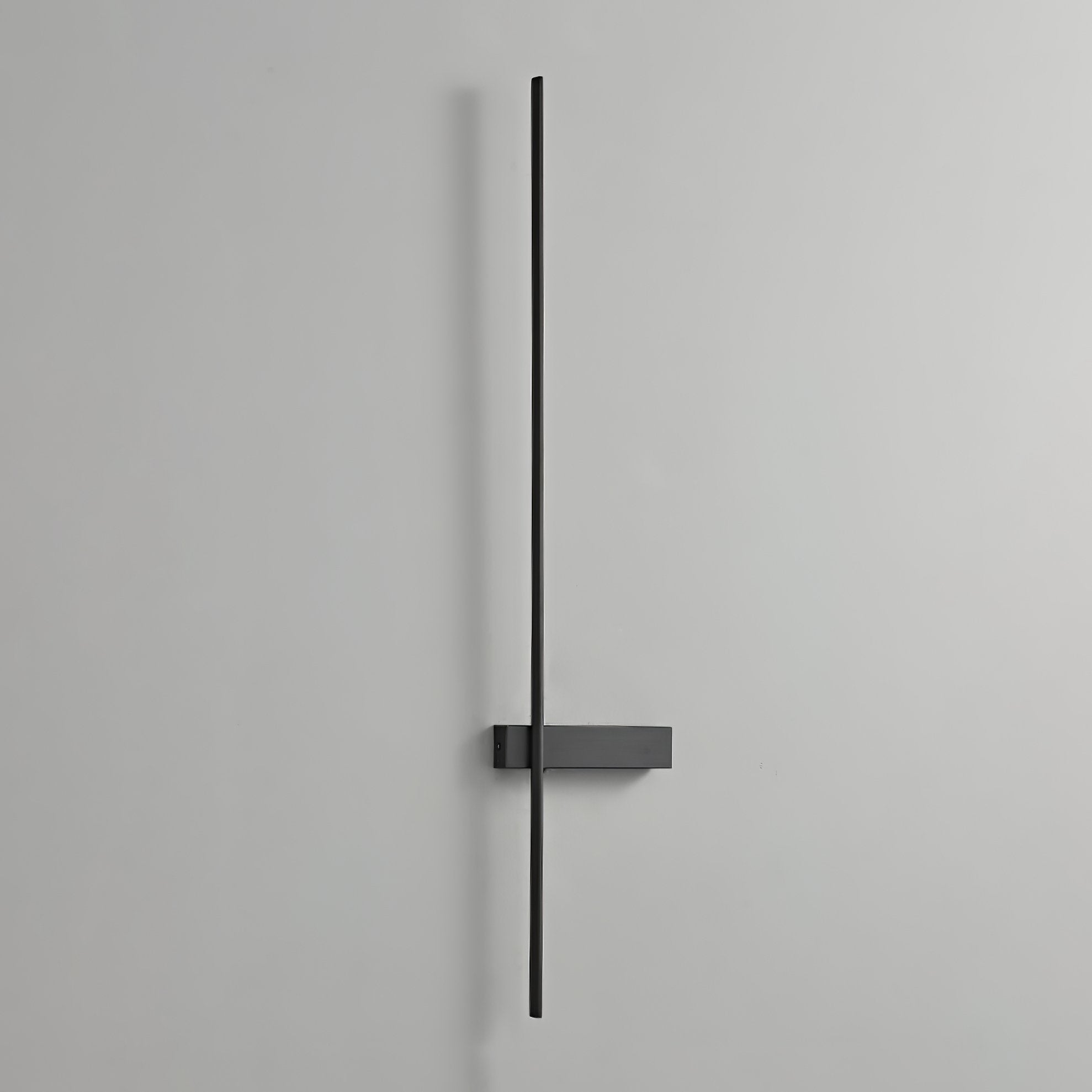 Adeline Linear Sconce - Lumpaz