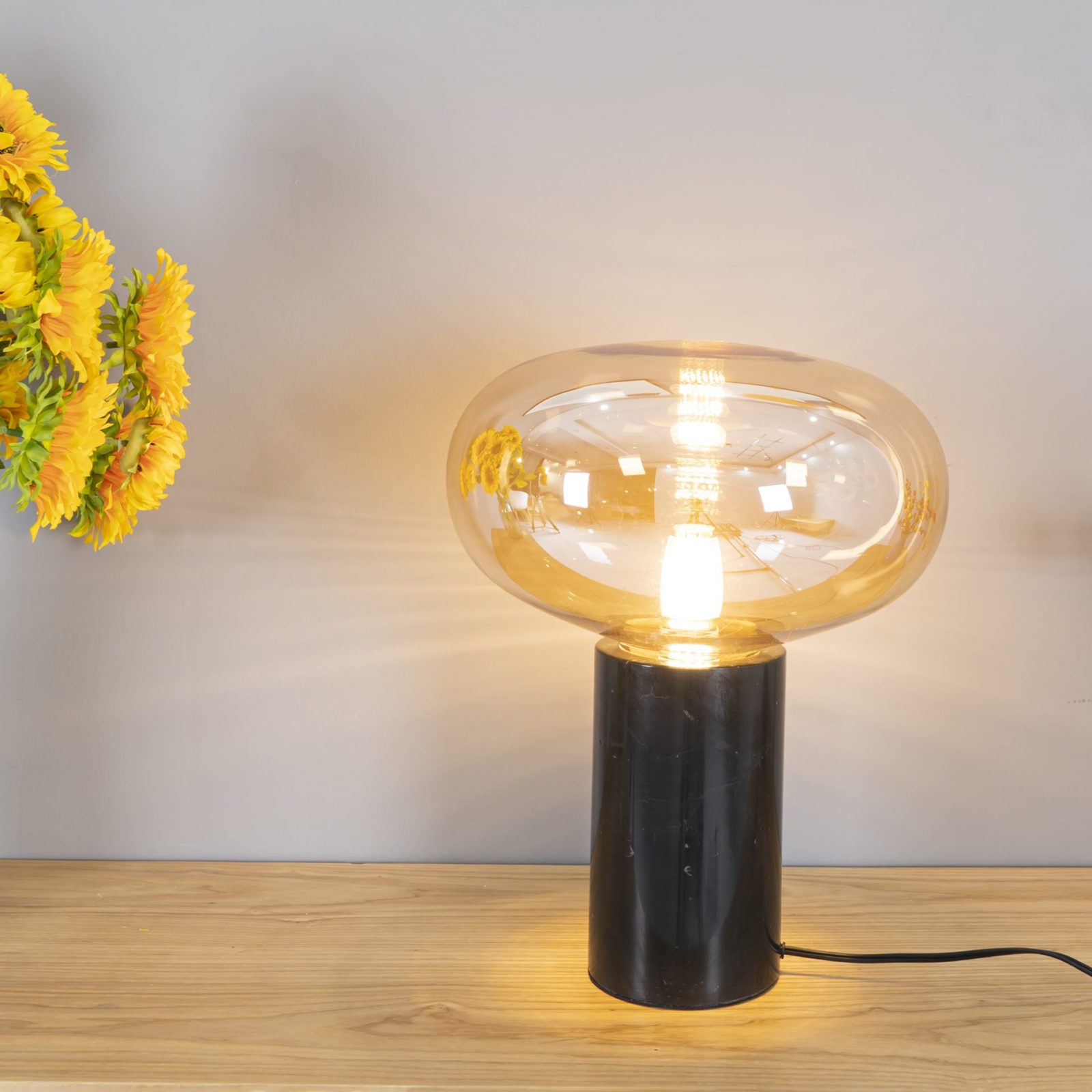 Sylvaine Table Lamp - Lumpaz