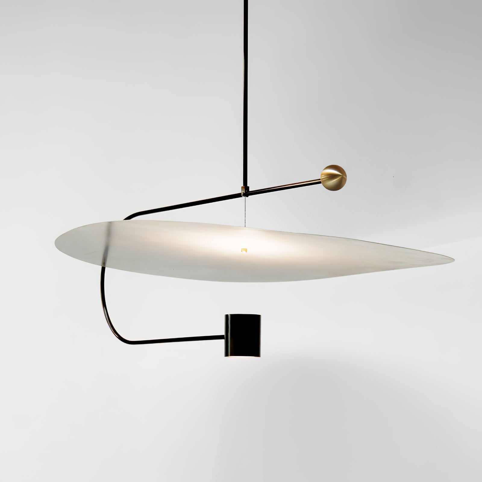 Mira Balance Pendant Lamp - Lumpaz