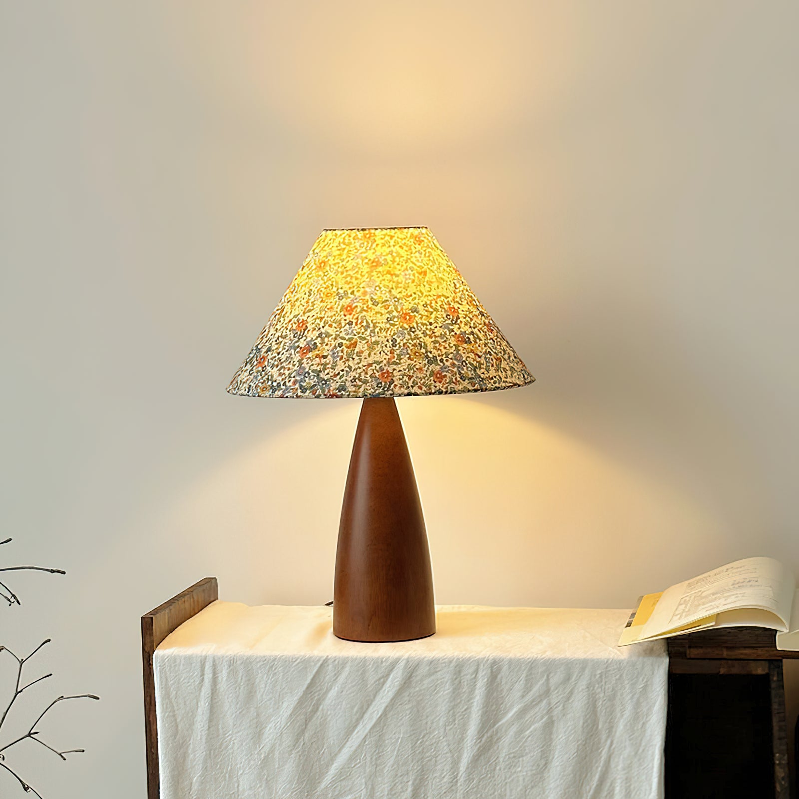Amelia Blossom Table Lamp - Lumpaz