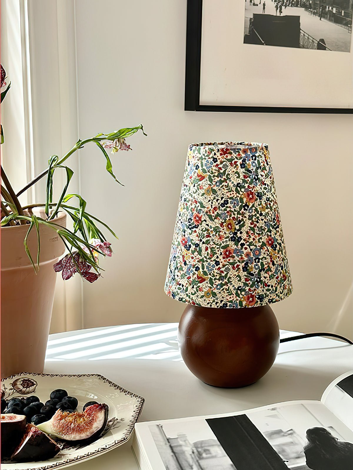 Elara Floral Glow Table Lamp - Lumpaz