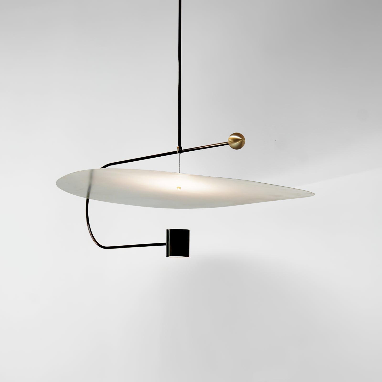 Mira Balance Pendant Lamp - Lumpaz