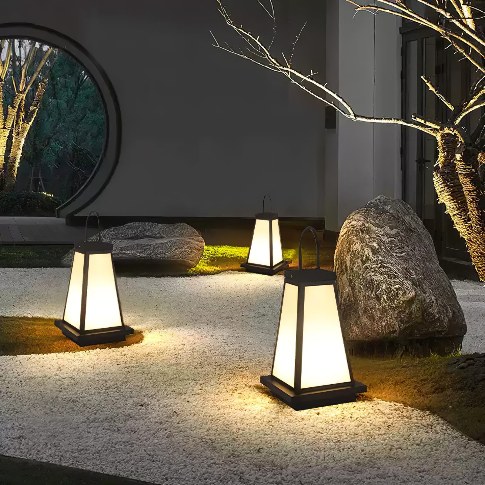 Roam Lantern Solar Outdoor Lamp - Lumpaz