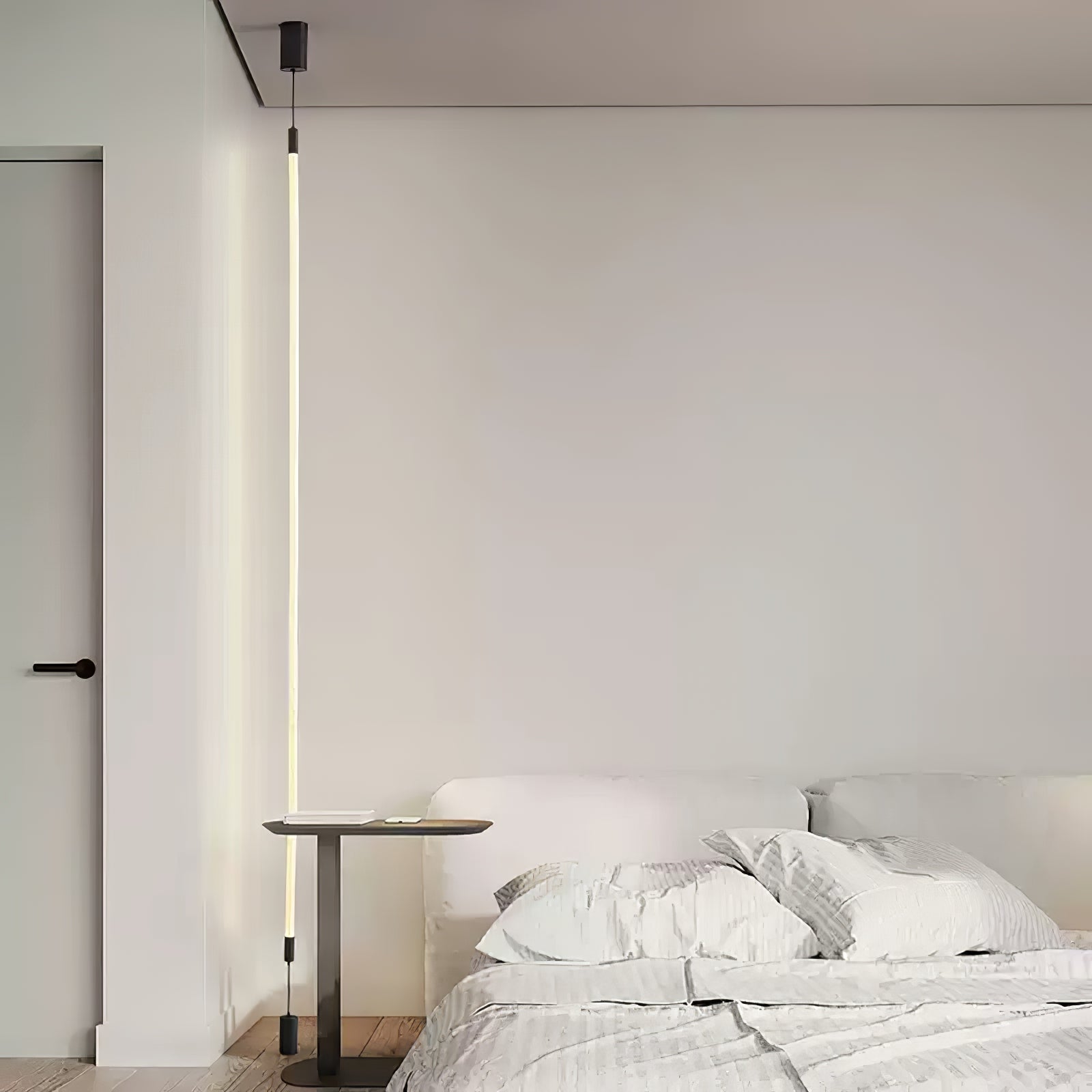 Silas Vertical Pendant Light - Lumpaz