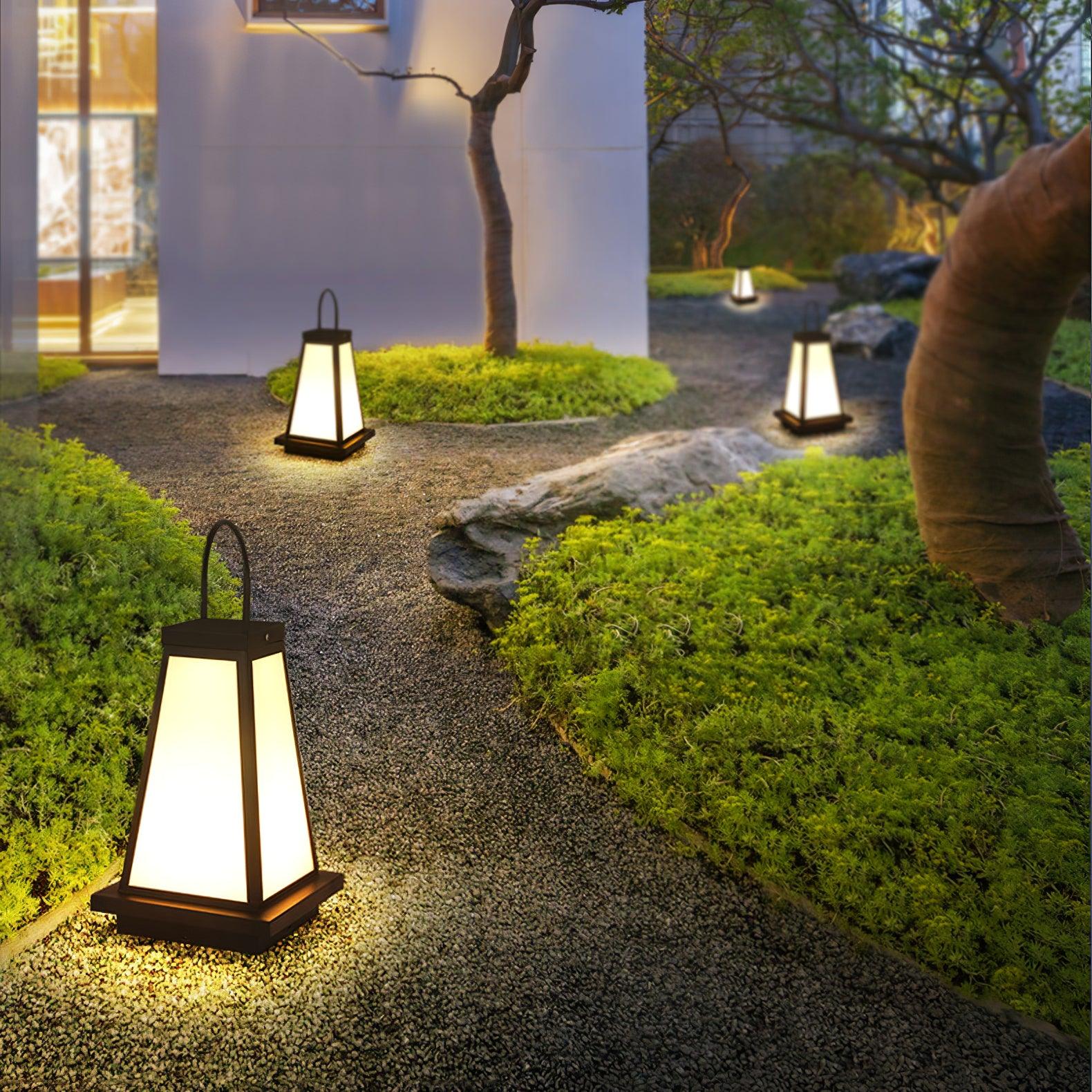 Roam Lantern Solar Outdoor Lamp - Lumpaz