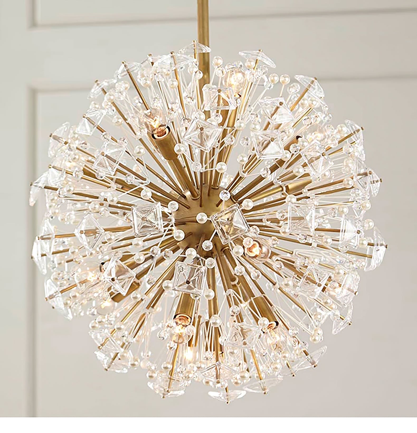 Dickinson Chandelier - Lumpaz