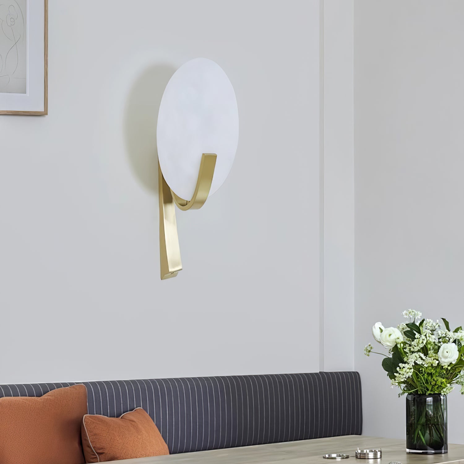 Alice Alabaster Plug-in Wall Lamp - Lumpaz