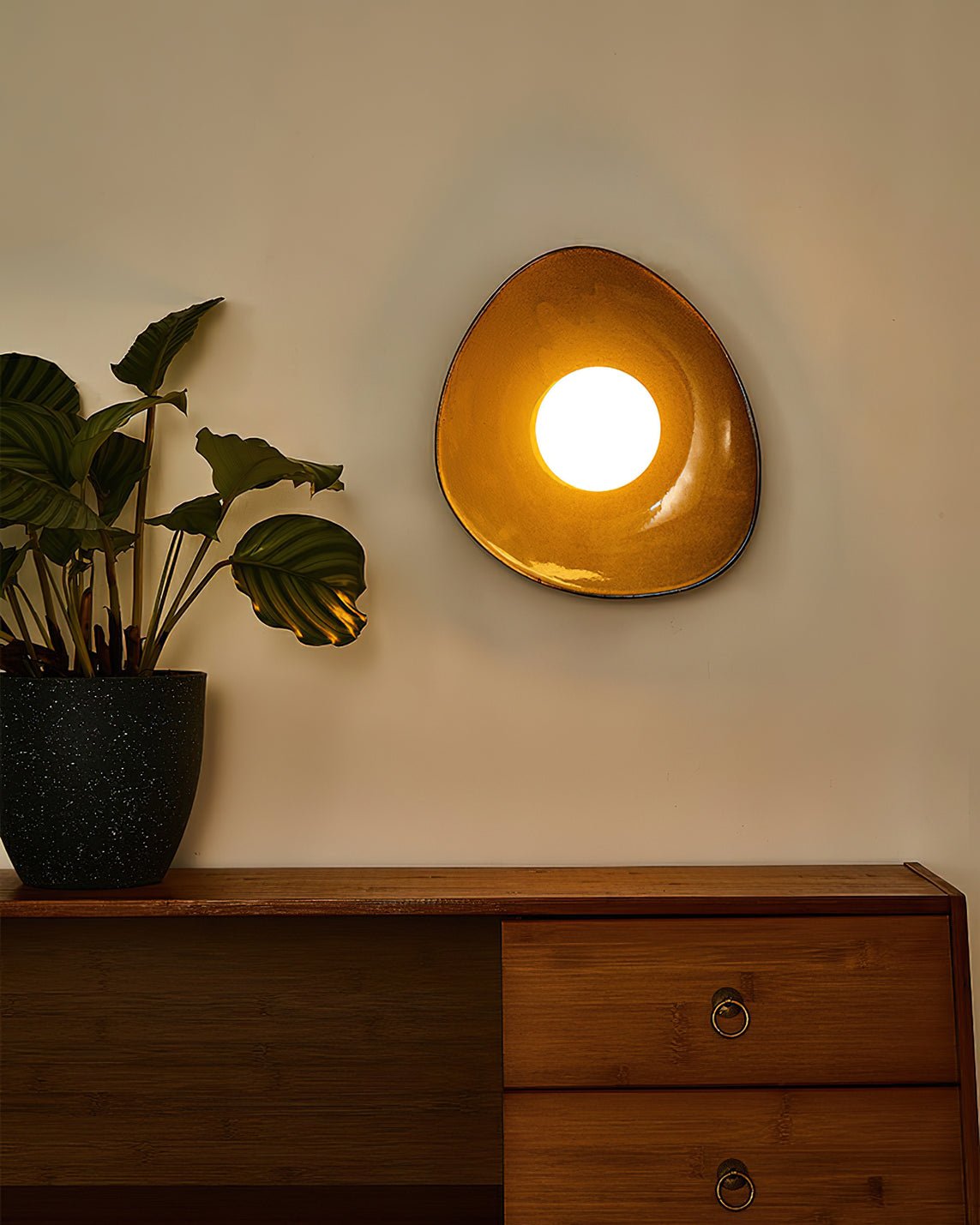 Pebble Disc Wall Light - Lumpaz