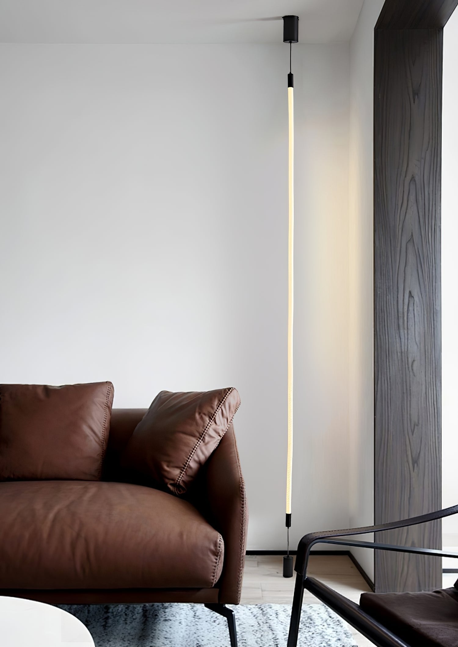 Silas Vertical Pendant Light - Lumpaz