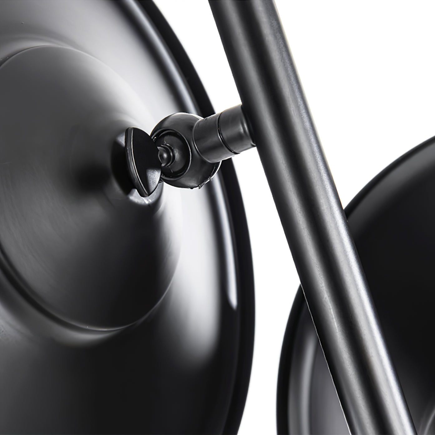 Bulat Floor Lamp - Lumpaz