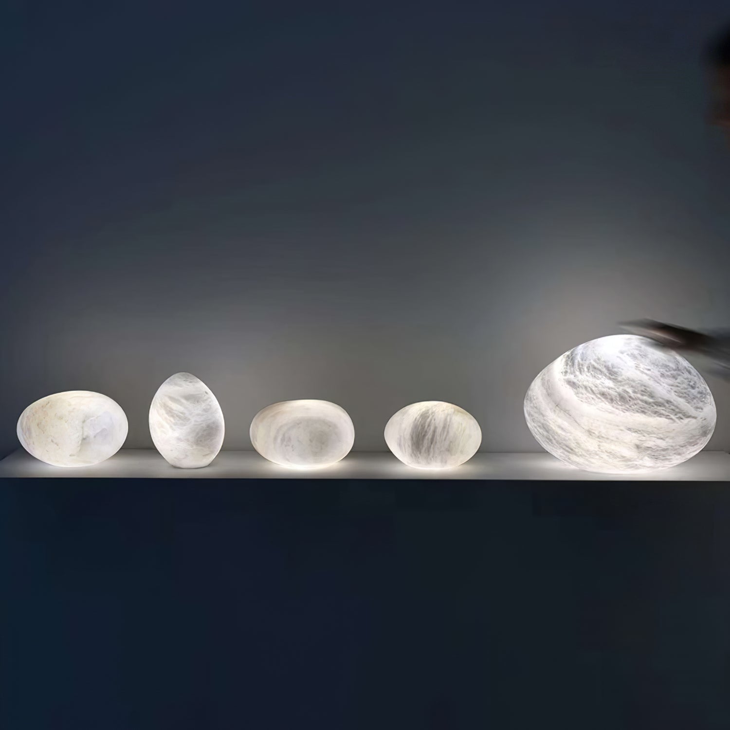 Pebbles Alabaster Pendant Lamp - Lumpaz