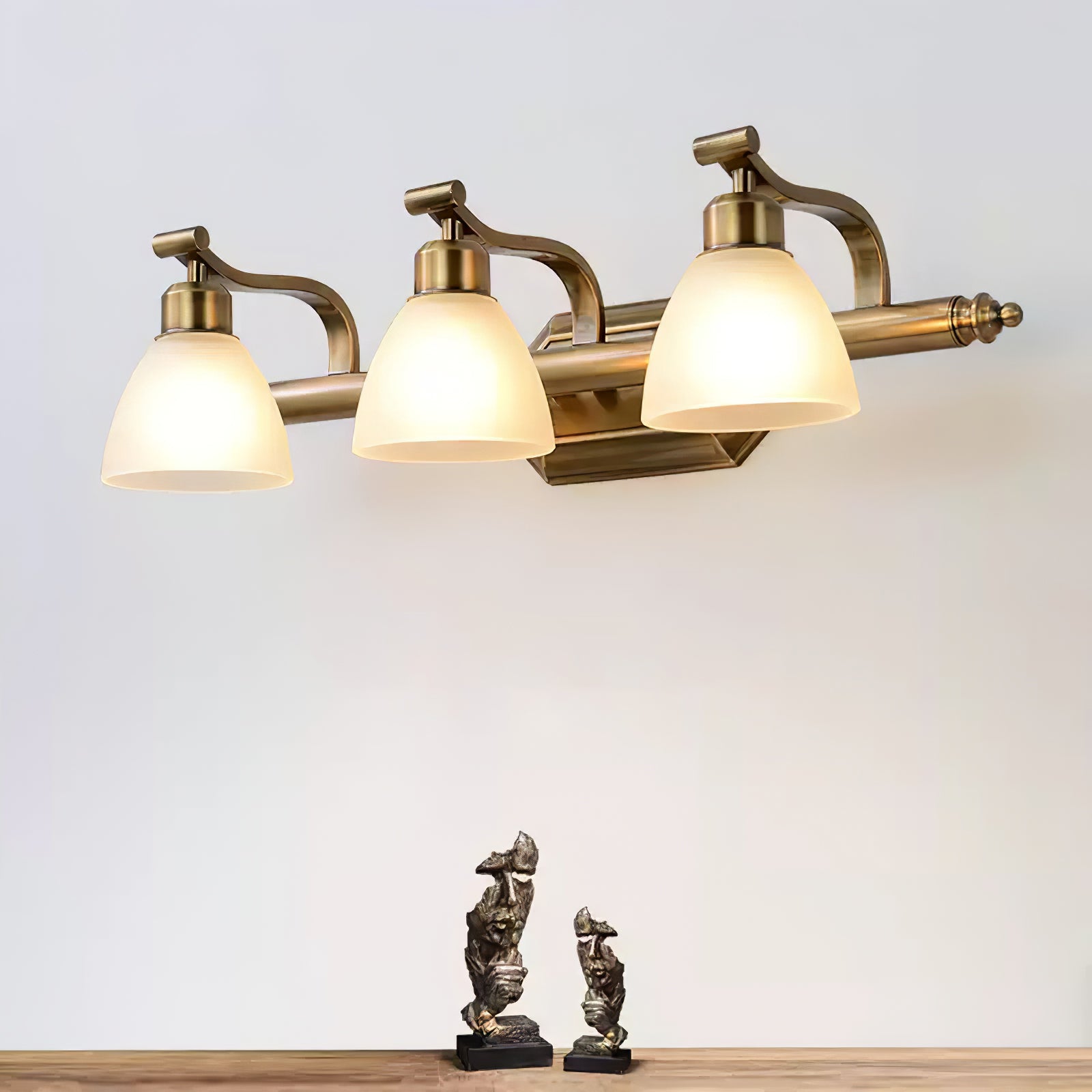 Lana Classic Bath Wall Light - Lumpaz