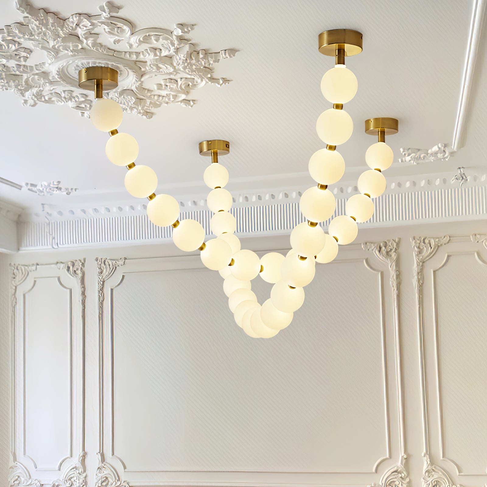Pearl Necklace Balls Chandelier - Lumpaz