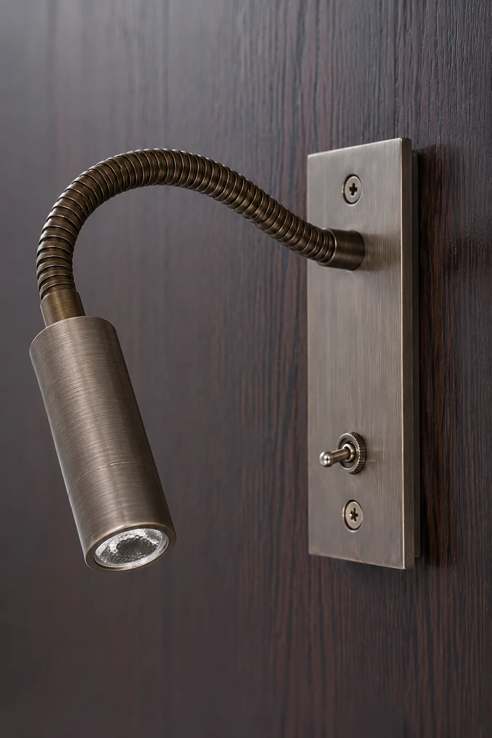 LED Bedroom Art Deco Wall Light - Lumpaz