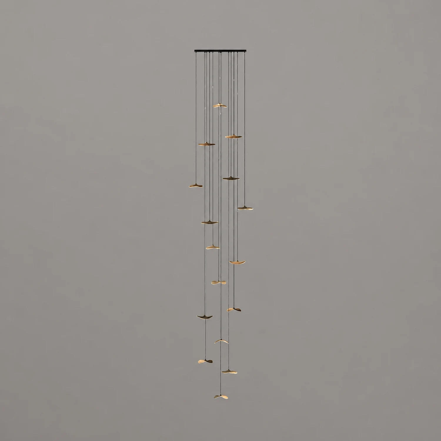 Empty Leaf Chandelier - Lumpaz