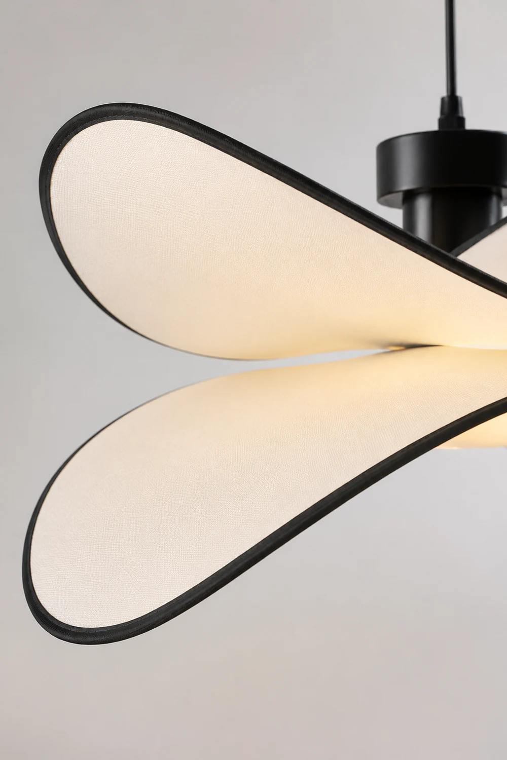 Petalo Pendant Lamp - Lumpaz