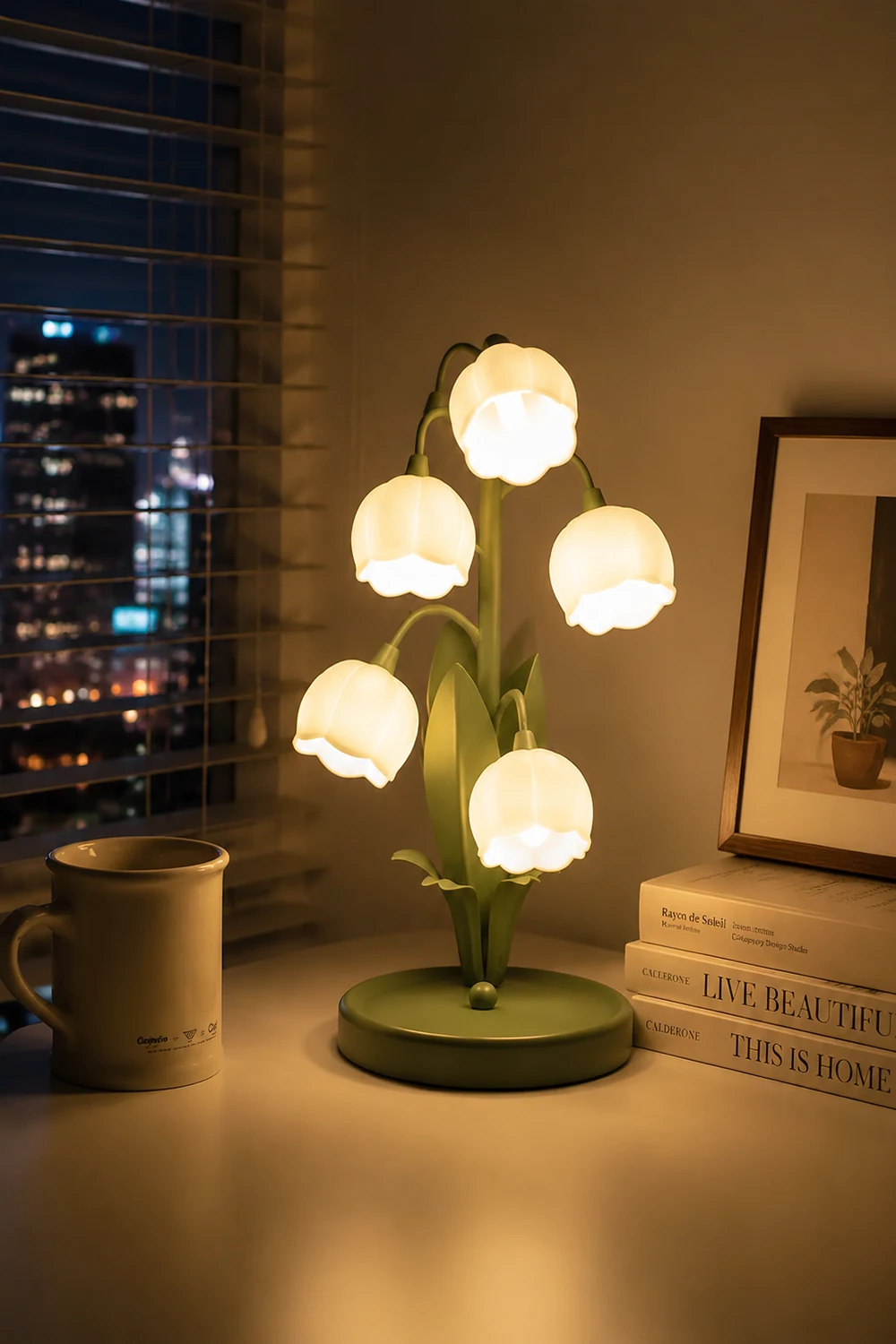 Bell Orchid Table Lamp - Lumpaz