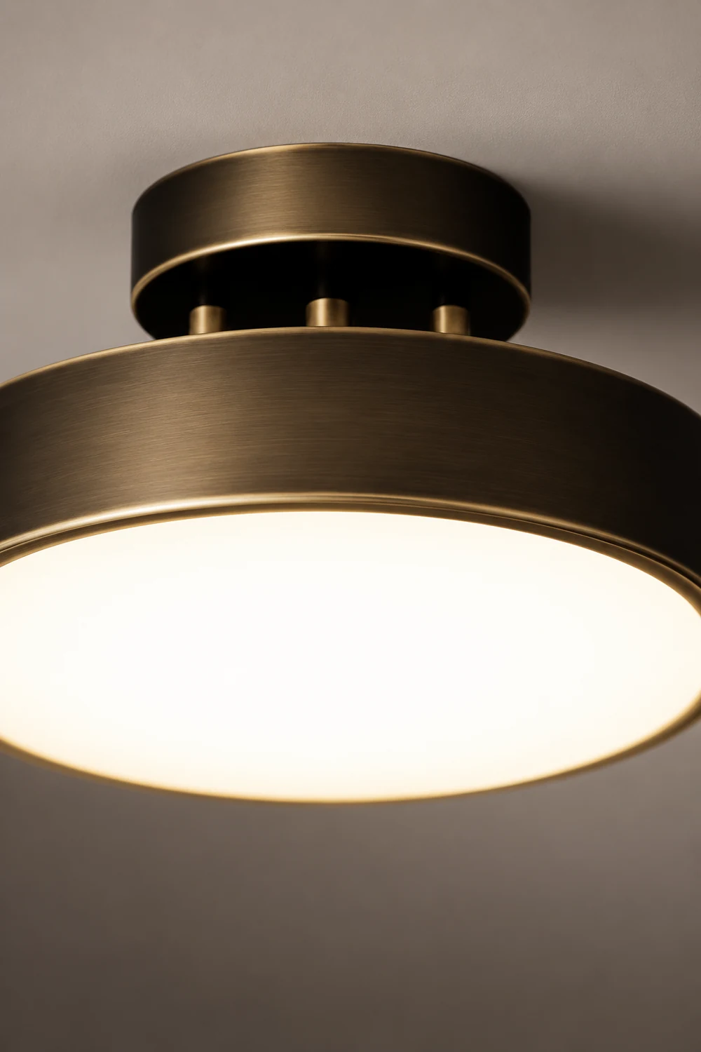 Nordic Industrial Simple Round LED Ceiling Light - Lumpaz