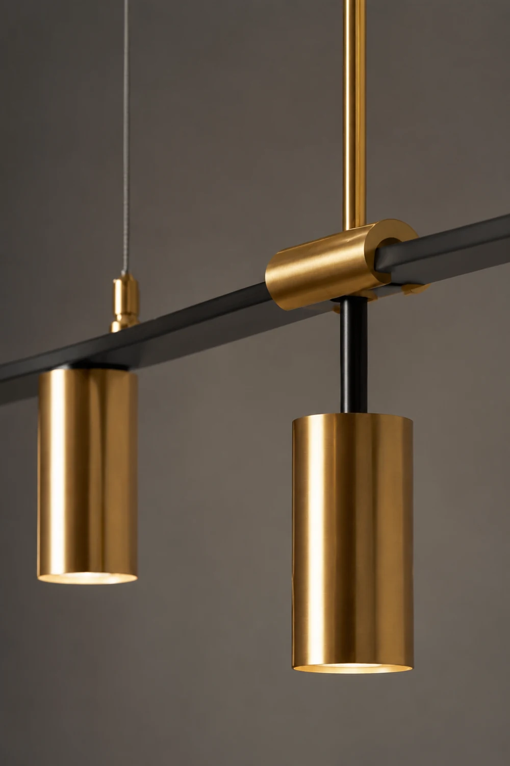 Cassandra Linear Chandelier - Lumpaz