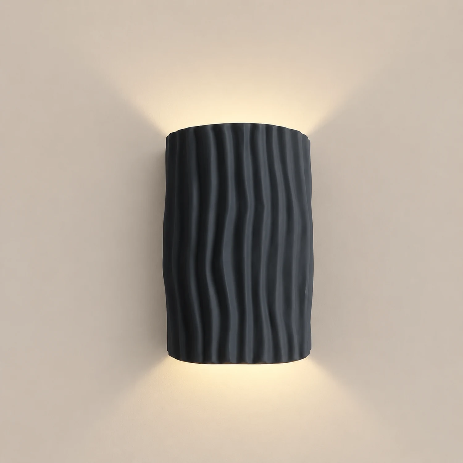 Pleated Resin Wall Lamp - Lumpaz