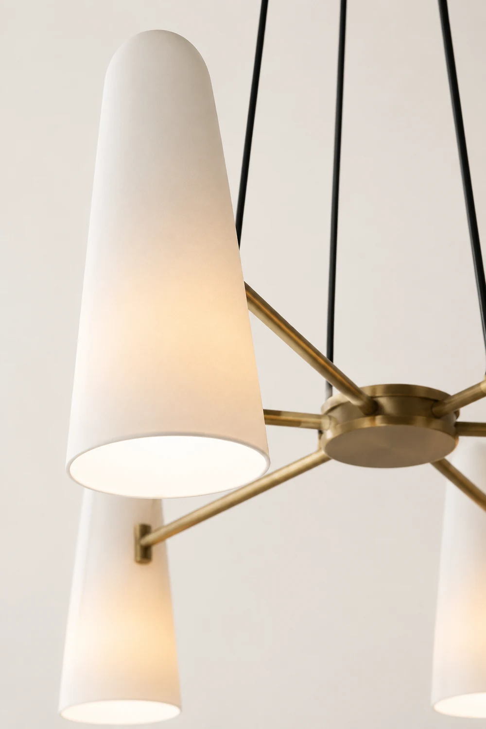 Montfaucon Round Chandelier - Lumpaz