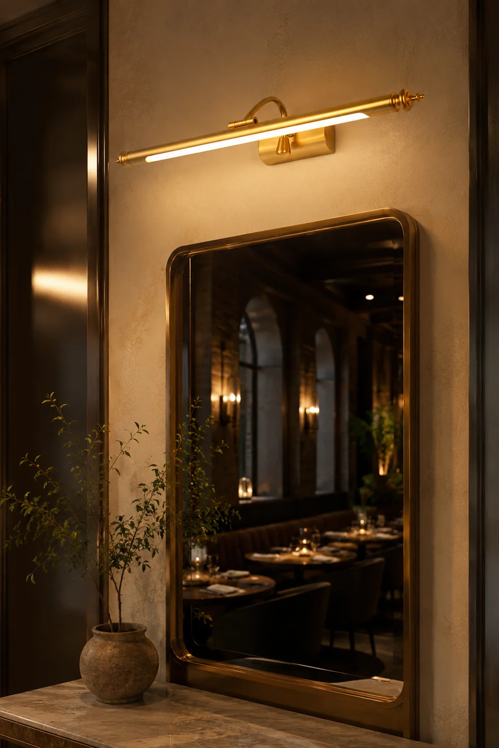 Ellis Linear Wall Lamp - Lumpaz